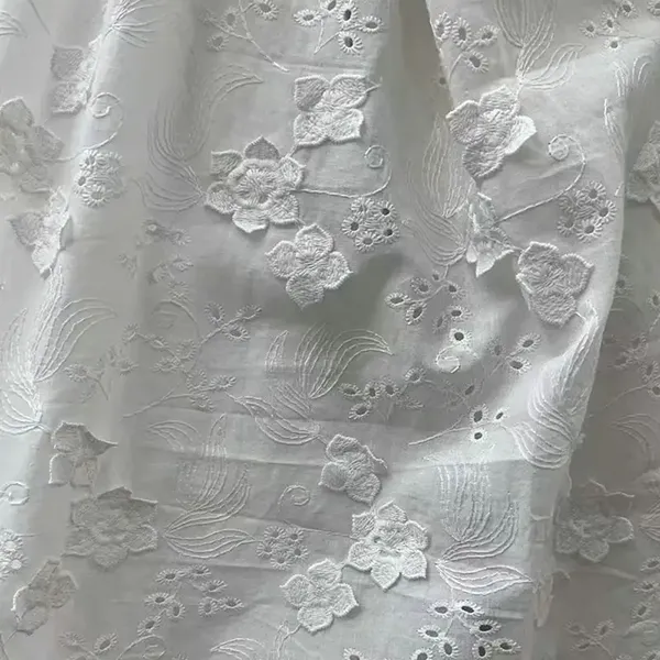 گل 3D تزئین شده 100 ٪ پارچه توری گلدوزی پنبه با سوراخ های چشم